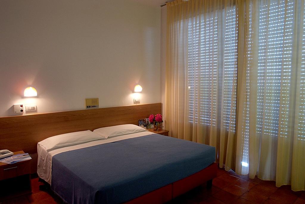 Albergo Le Sorgenti Chianciano Terme Ngoại thất bức ảnh