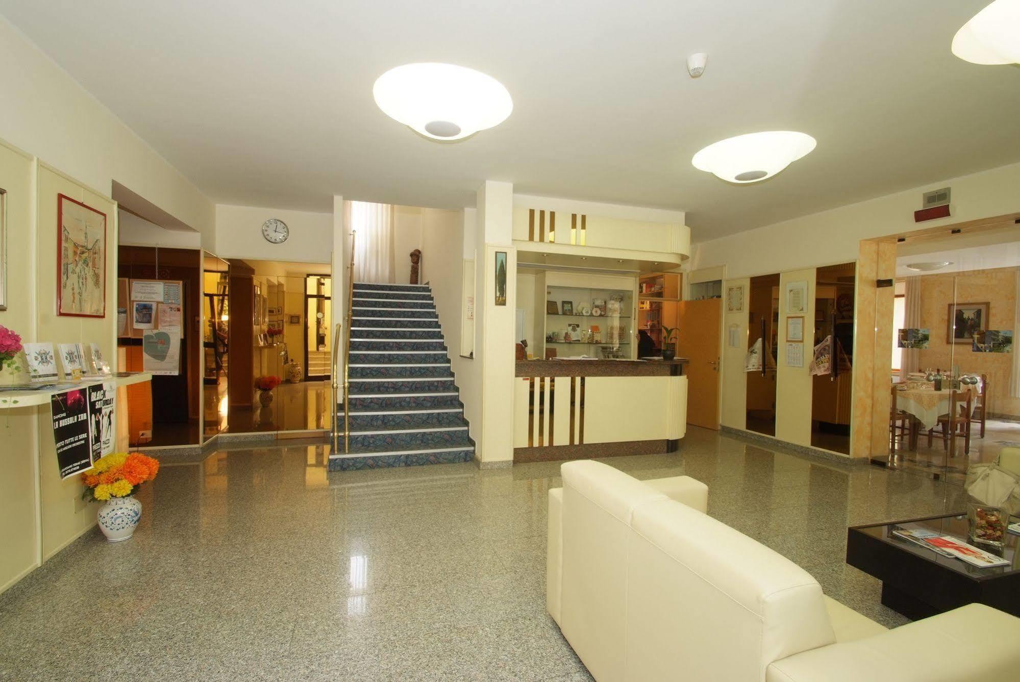 Albergo Le Sorgenti Chianciano Terme Ngoại thất bức ảnh