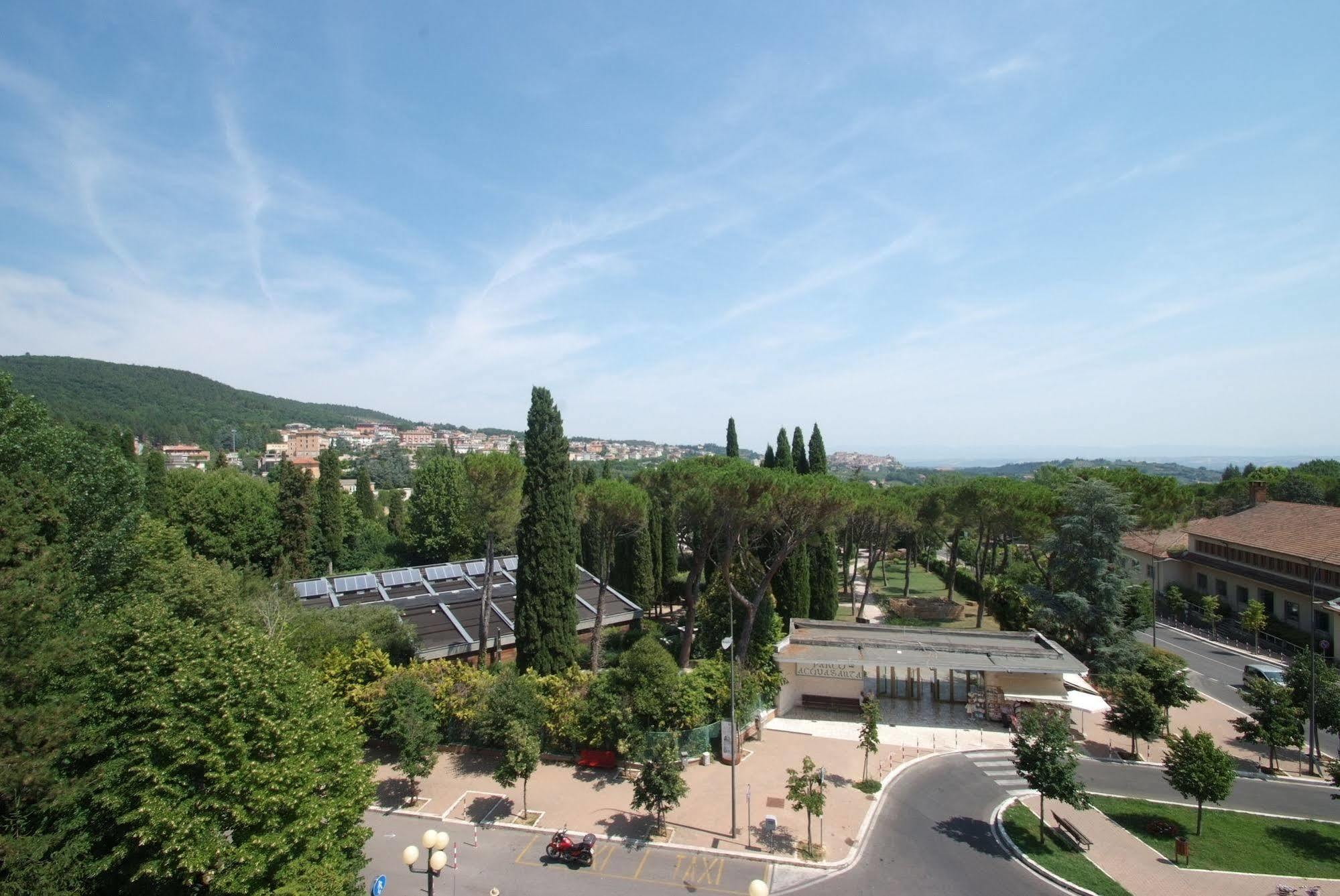 Albergo Le Sorgenti Chianciano Terme Ngoại thất bức ảnh